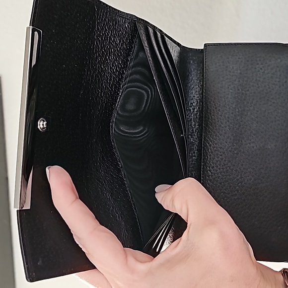 Gucci Wallet - Picture 7 of 10